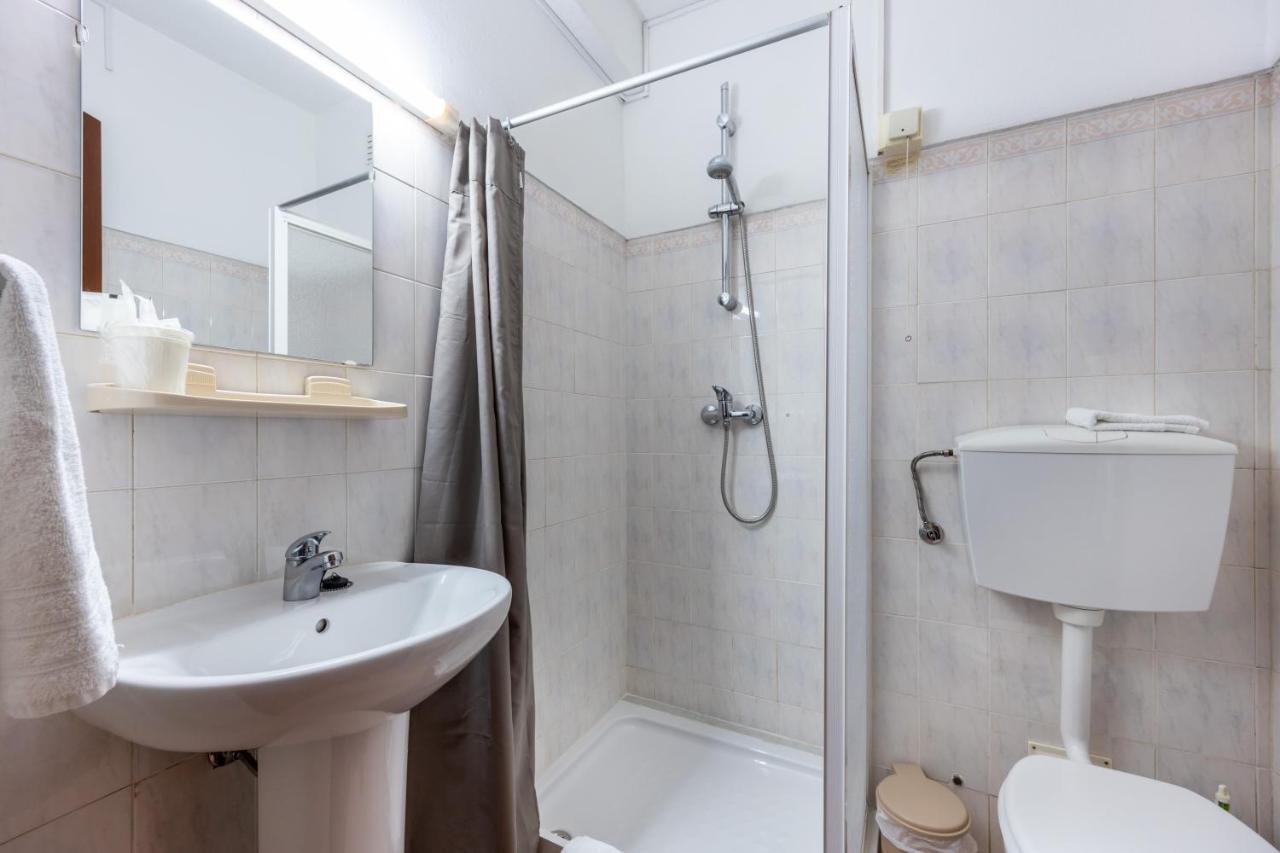 Hotel Residencial Salema Ngoại thất bức ảnh