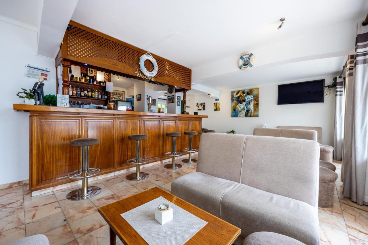 Hotel Residencial Salema Ngoại thất bức ảnh