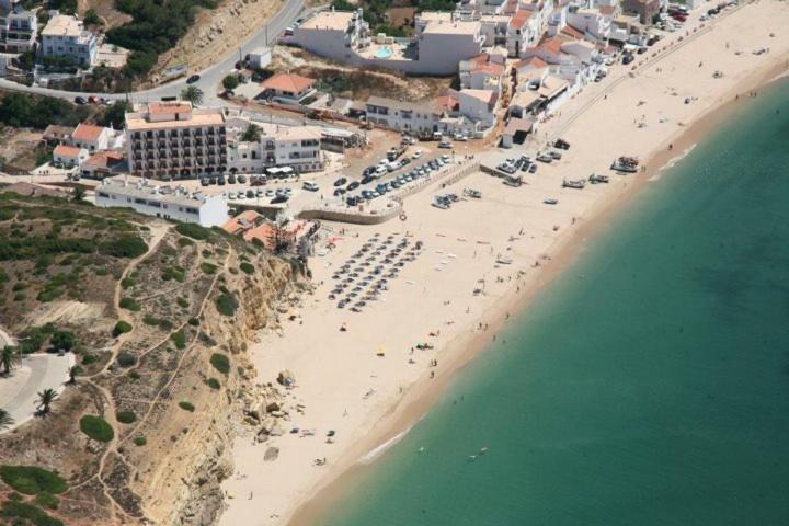 Hotel Residencial Salema Ngoại thất bức ảnh